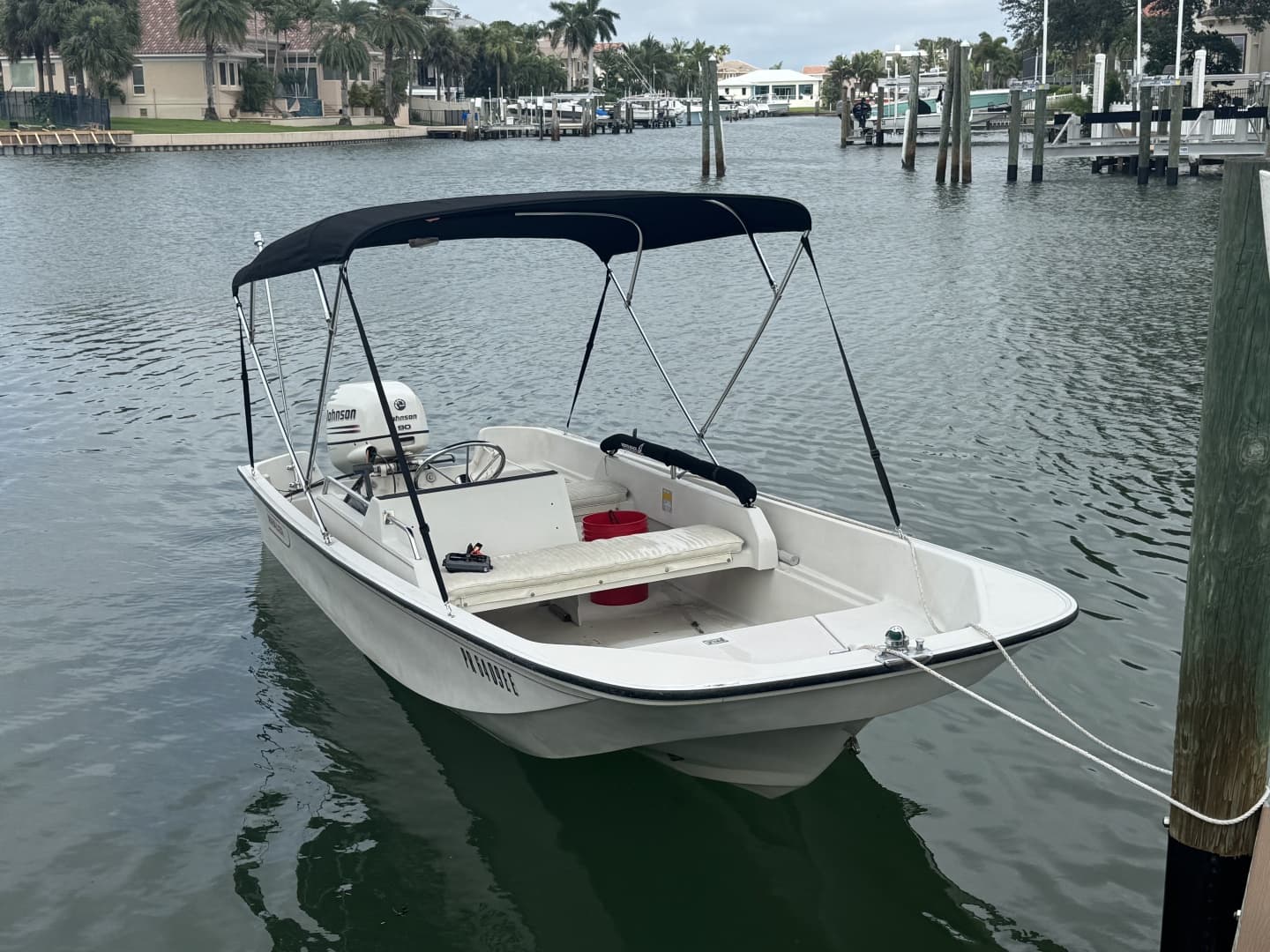 1992 Boston Whaler 17 Montauk