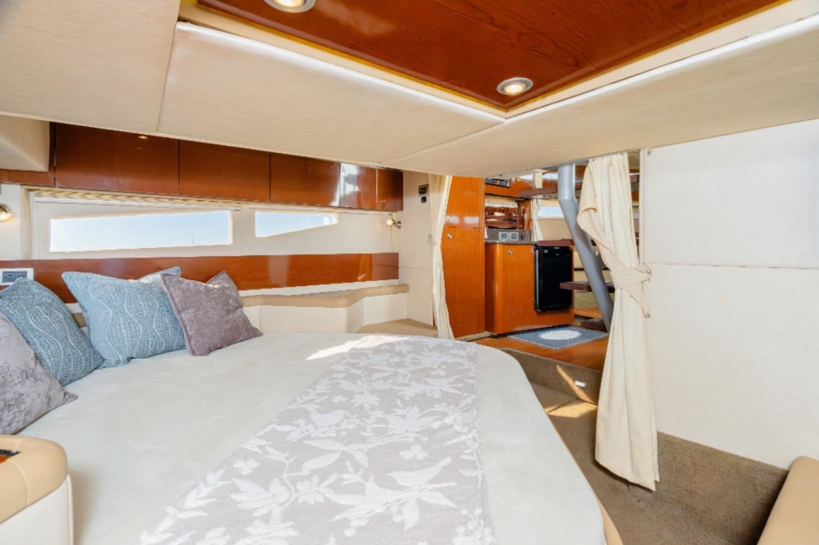 2013 Sea Ray 370 Venture