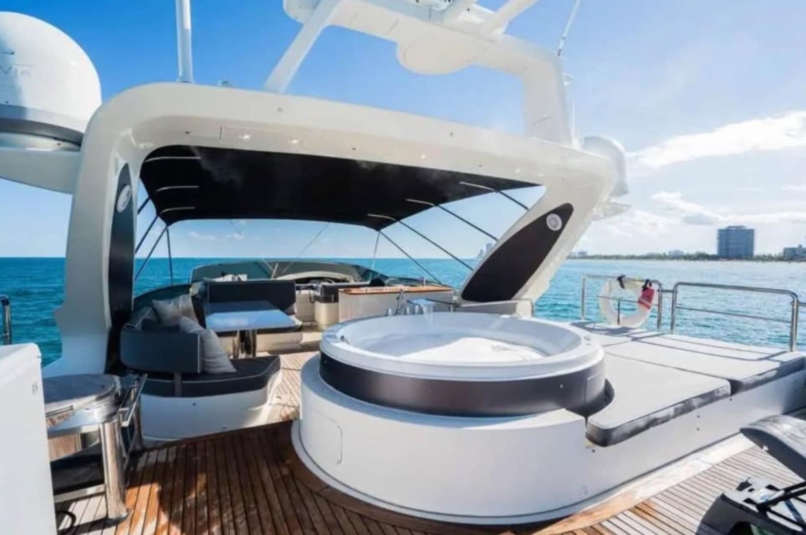 2010 Azimut 100 Leonardo