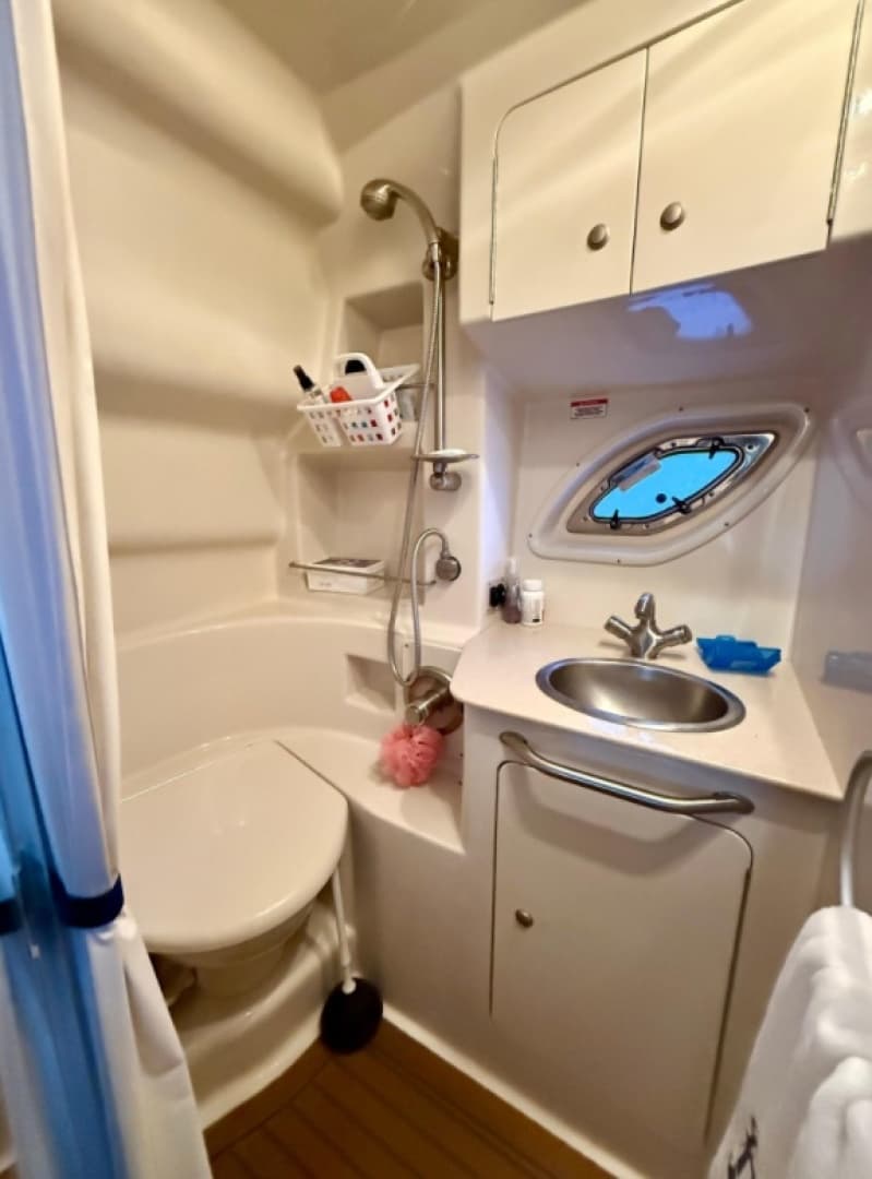 2008 Sea Ray Sundancer 330
