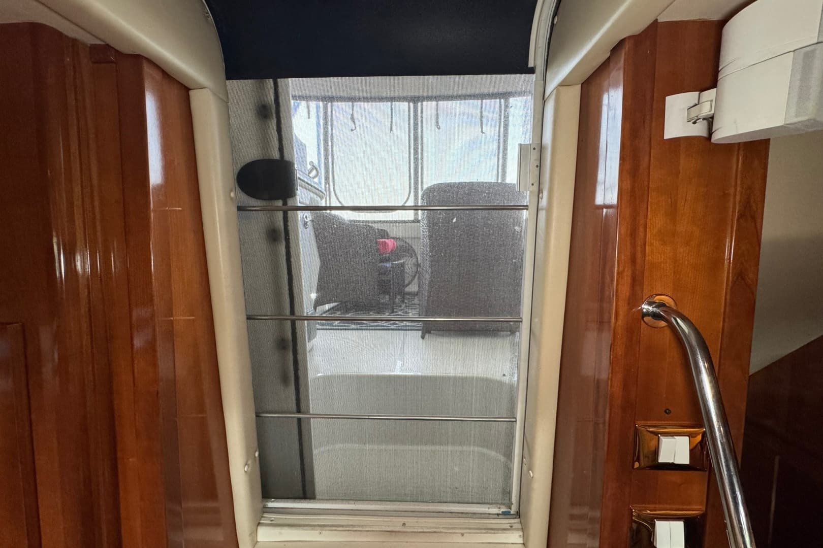 2004 Carver 466 Motor Yacht