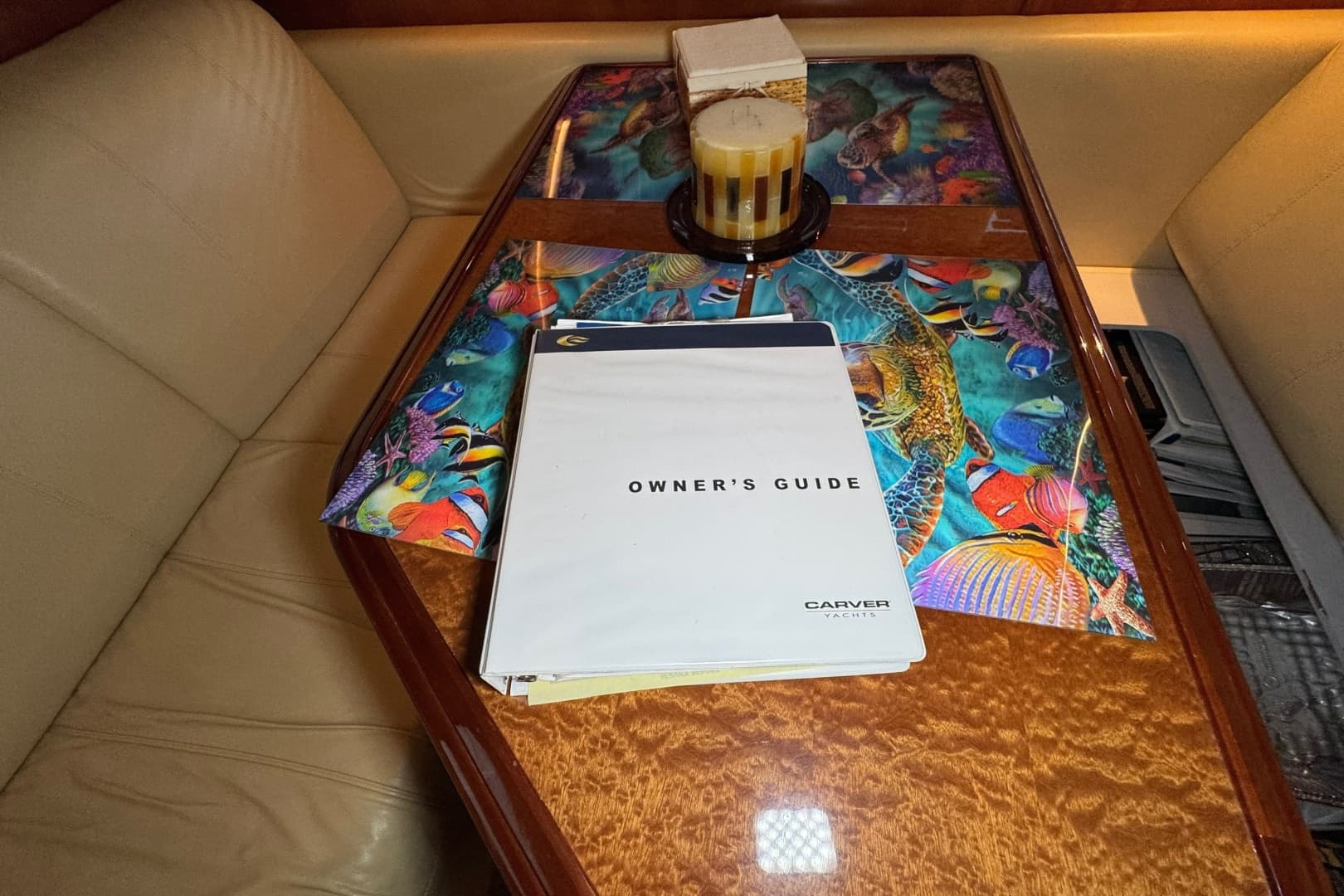 2004 Carver 466 Motor Yacht