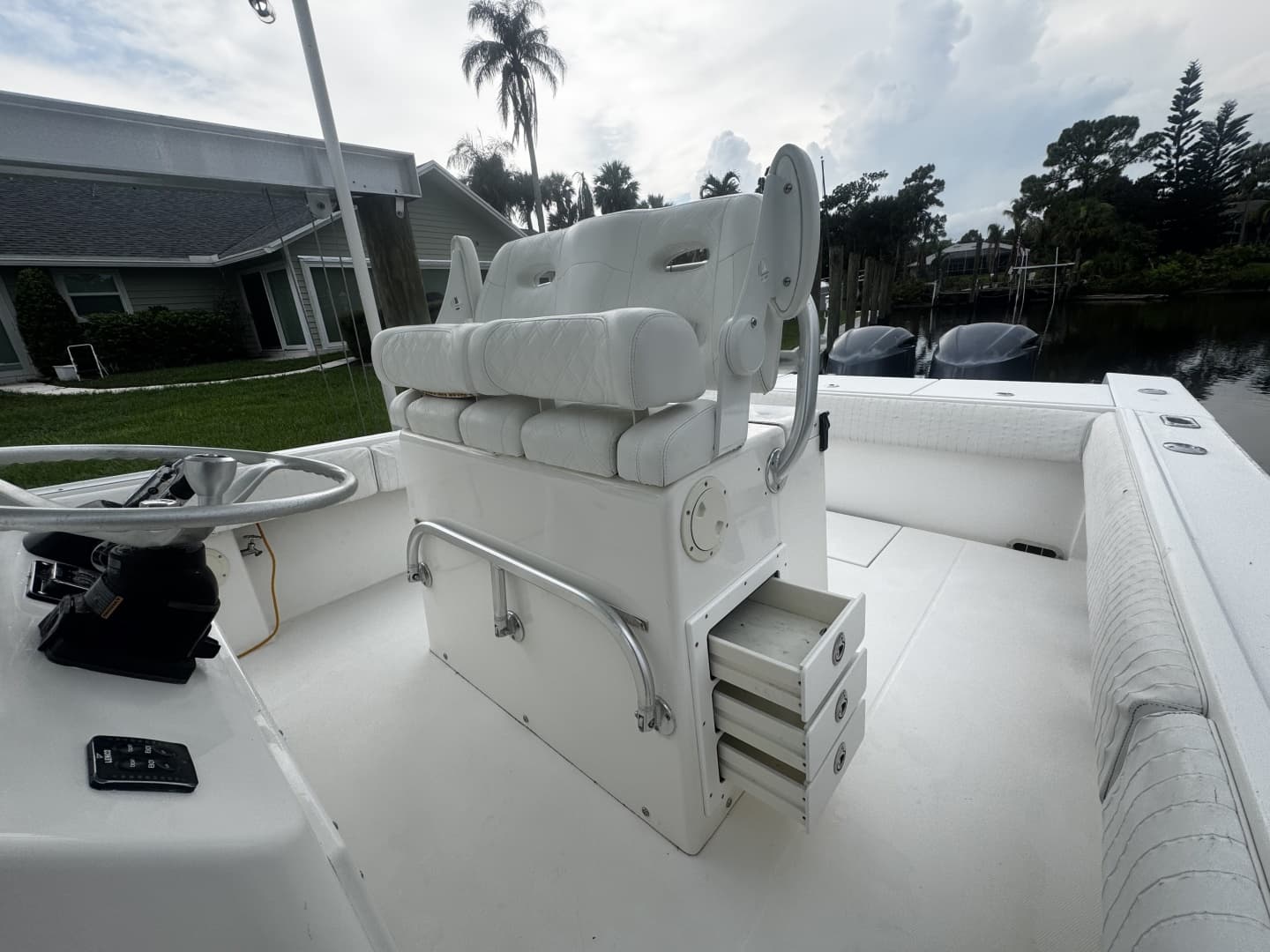2006 Regulator 32FS