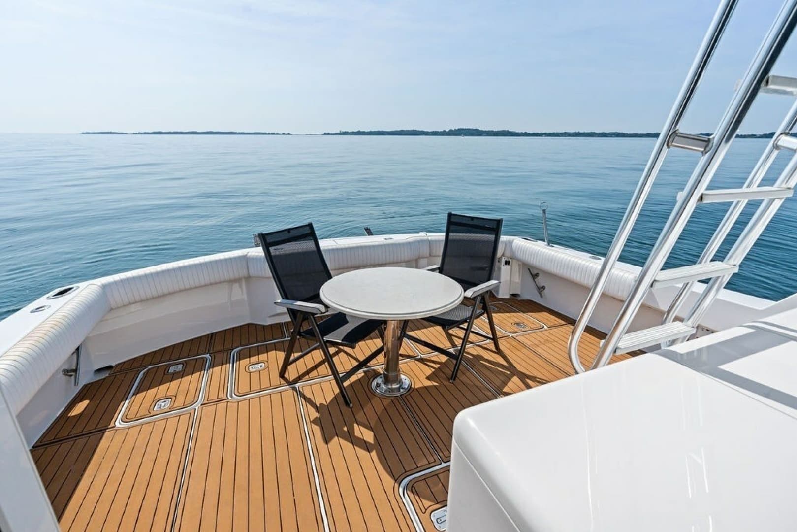 1999 Hatteras 60 Convertible