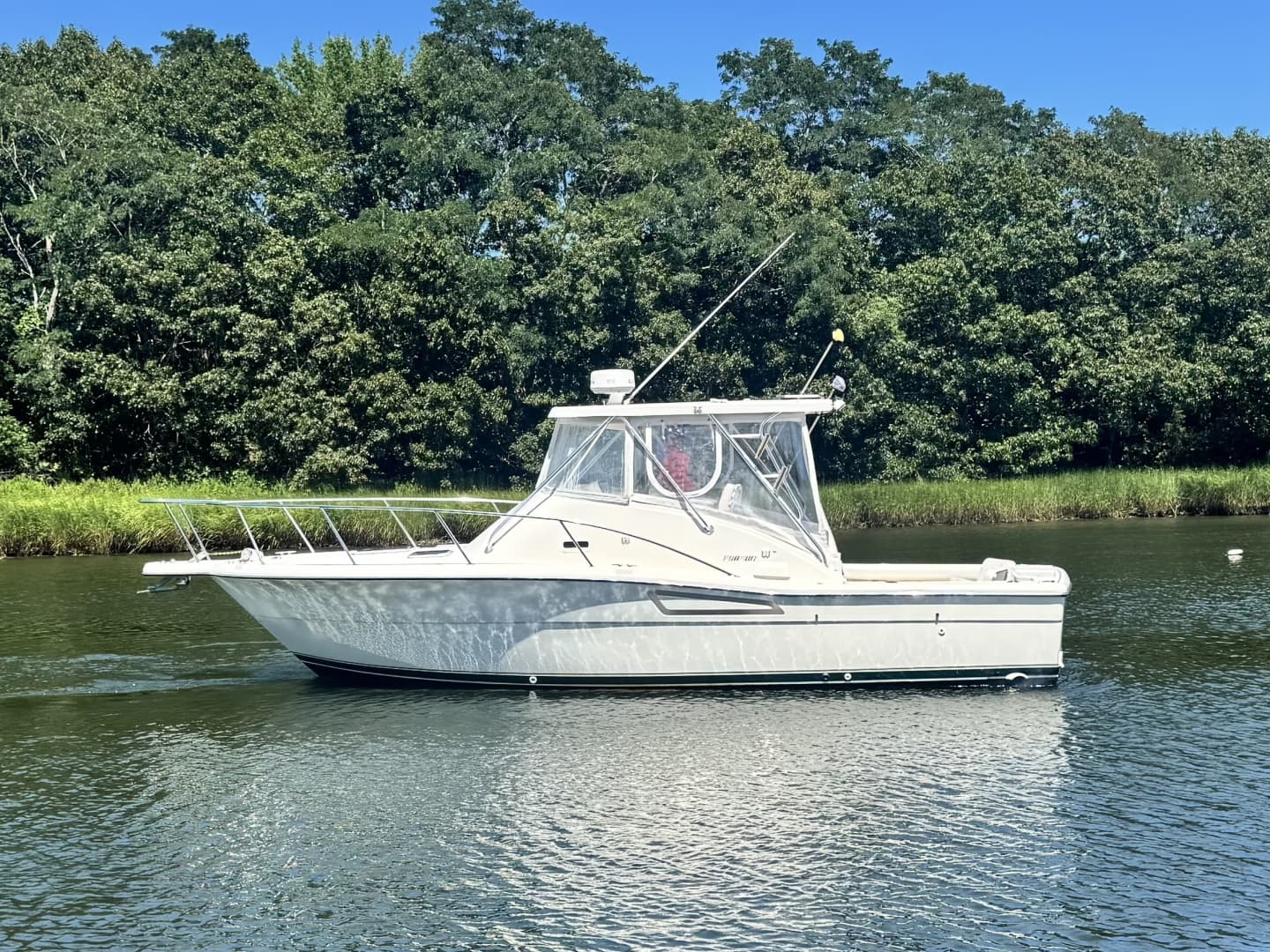 1996 Pursuit 3000 Offshore Express