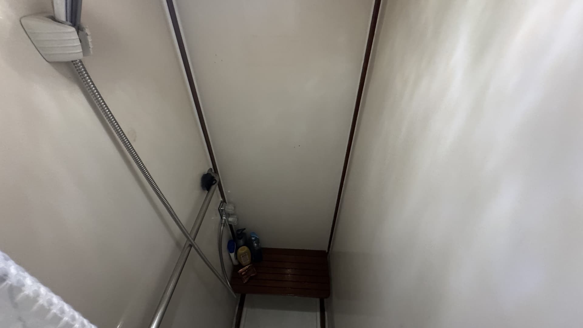 Aft Ensuite Shower