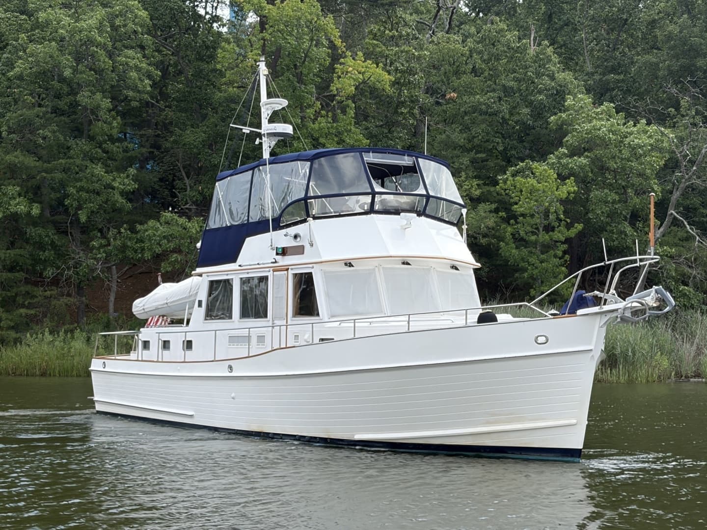 2004 Grand Banks 46 Classic