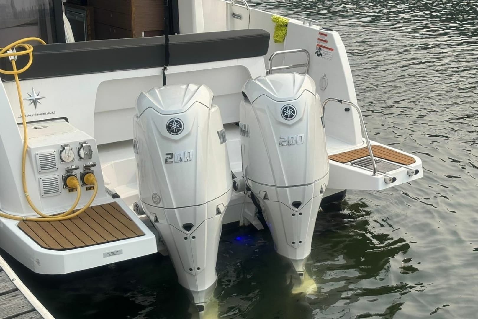2024 Jeanneau NC WEEKENDER 895