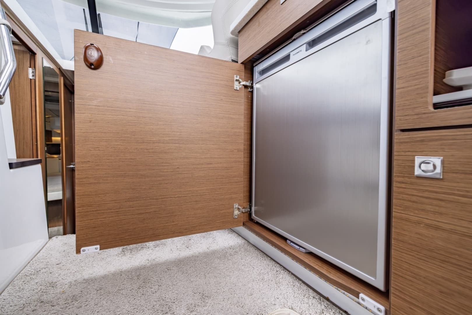 2023 Jeanneau NC 1095 Weekender