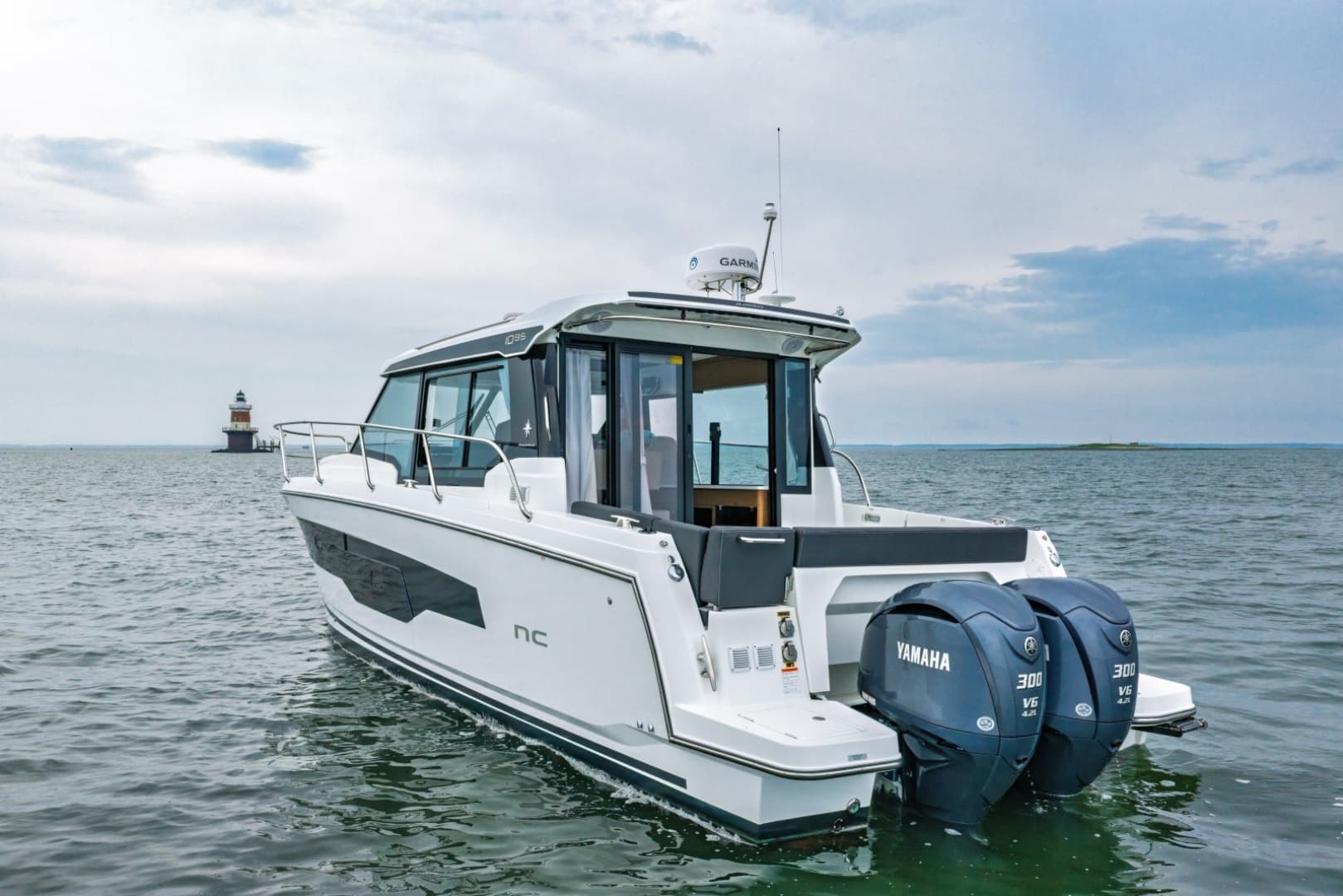 2023 Jeanneau NC 1095 Weekender