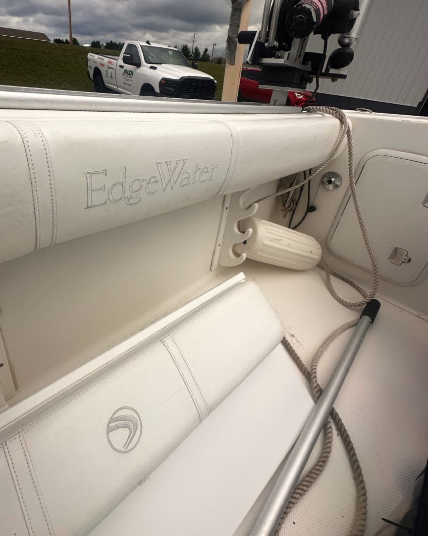 2001 Edgewater 255 Express