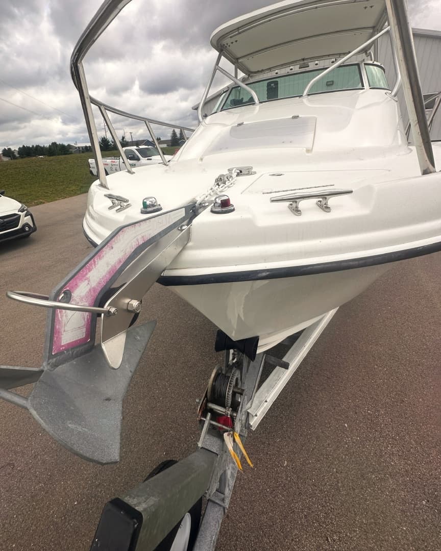 2001 Edgewater 255 Express