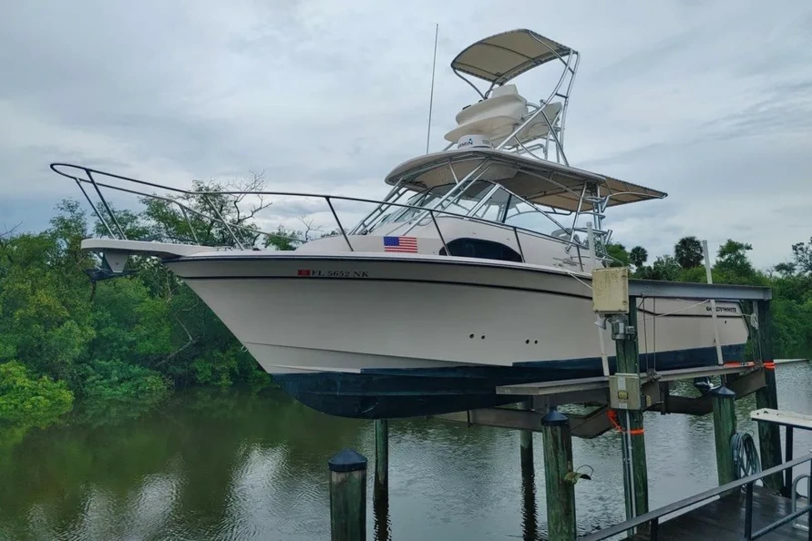 2006 Grady-White 300 Marlin