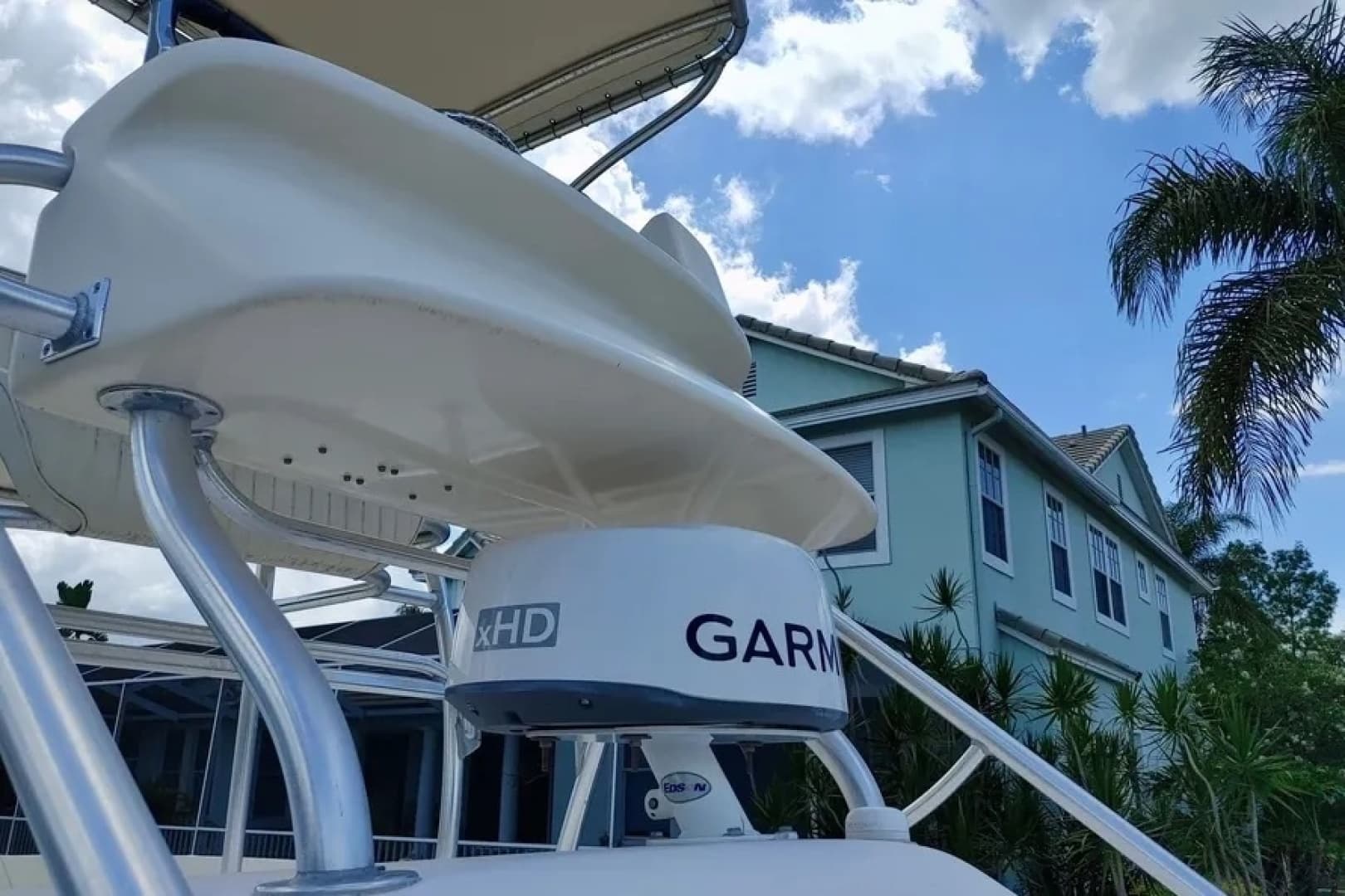 2006 Grady-White 300 Marlin