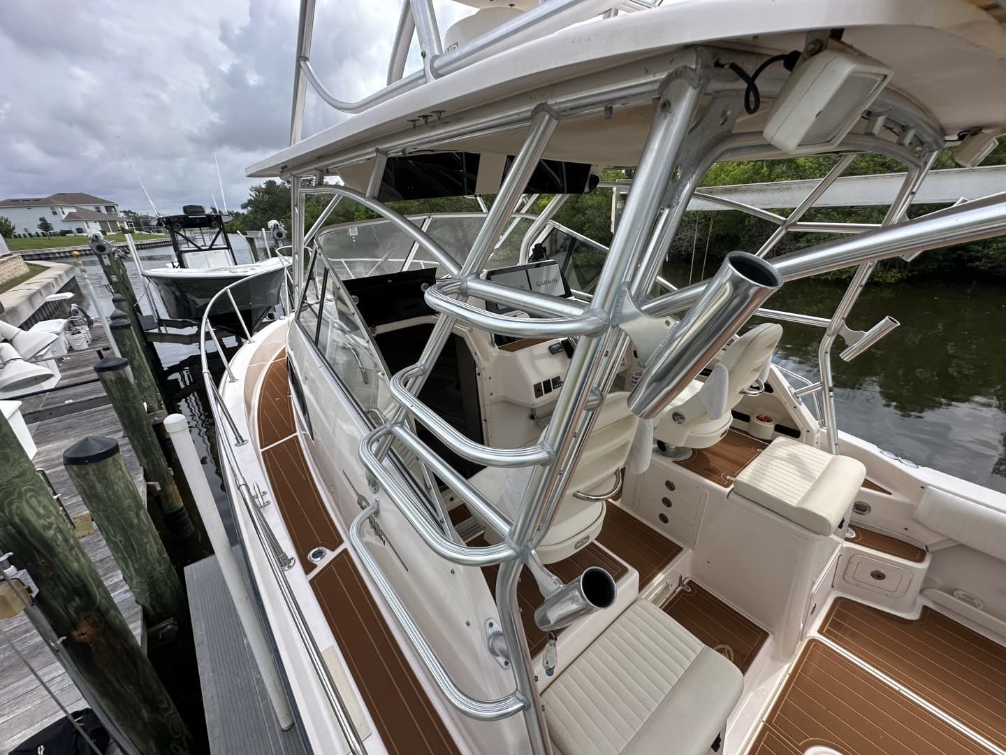 2006 Grady-White 300 Marlin