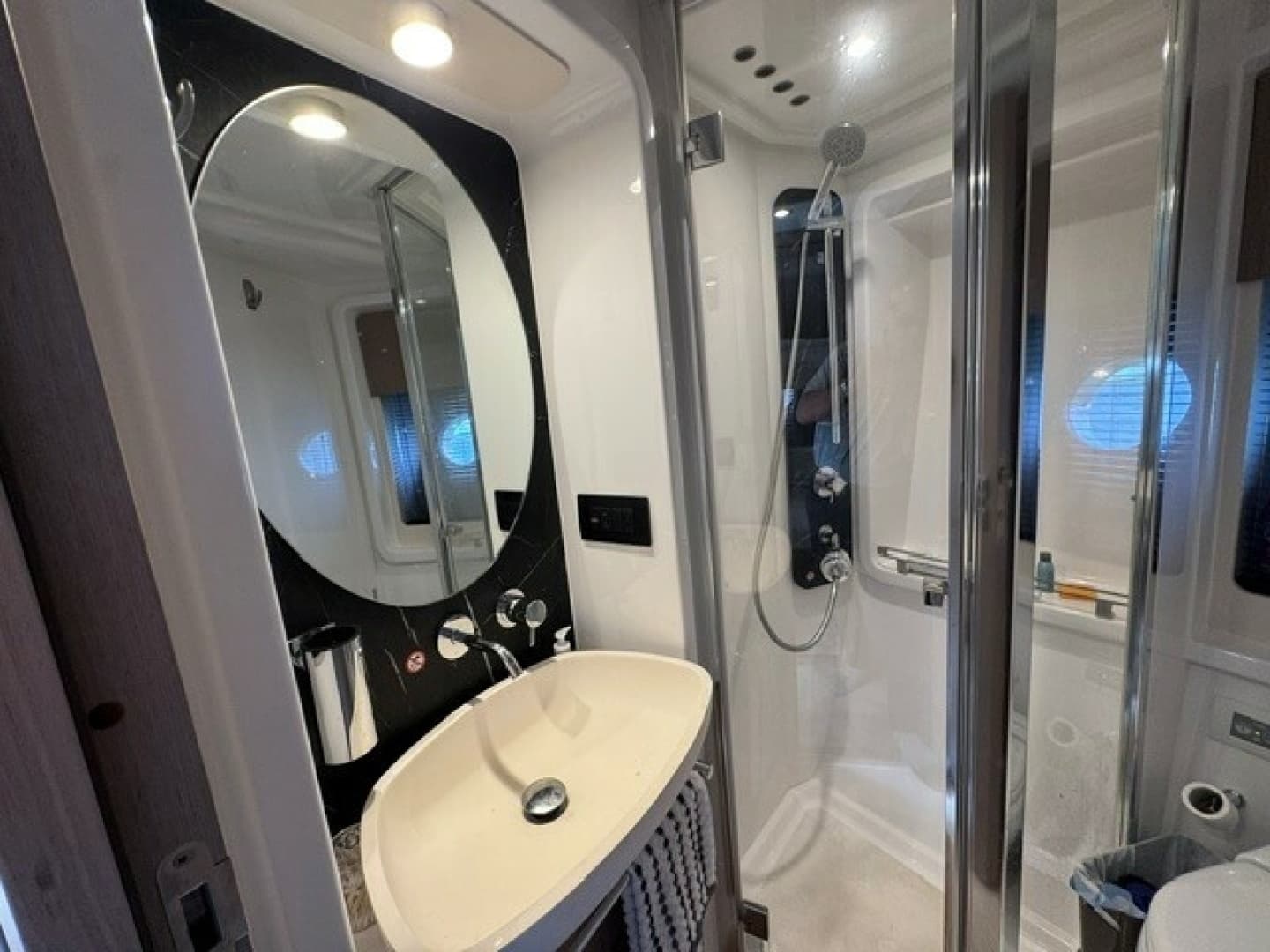 2023 Azimut 50FLY
