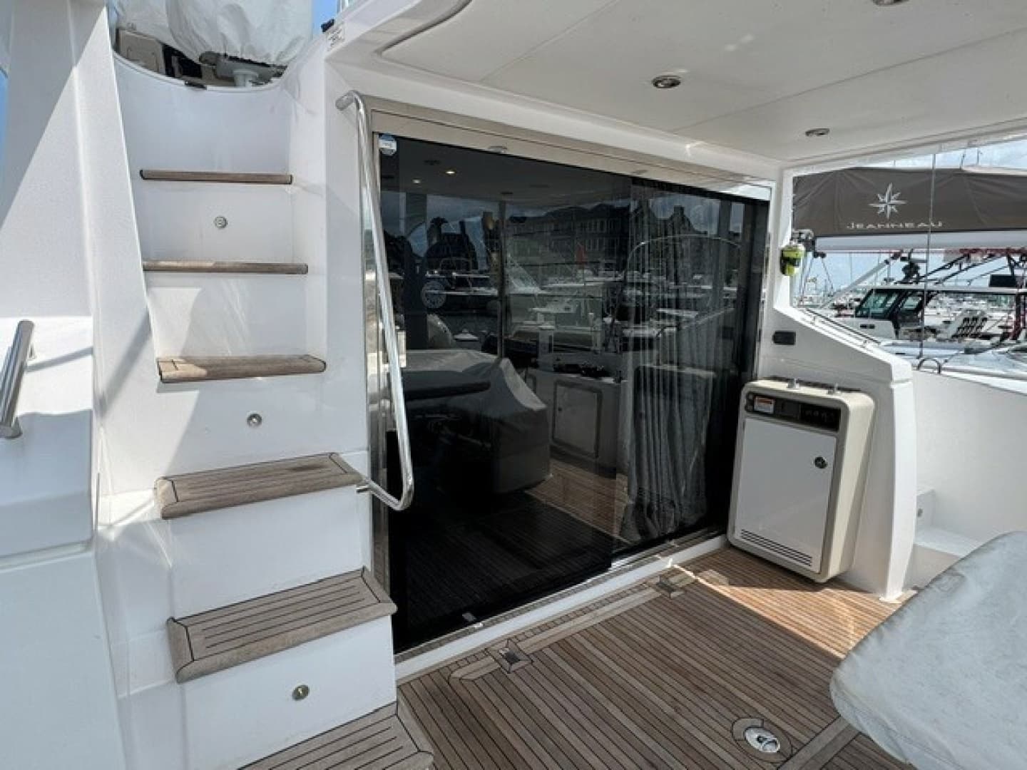 2023 Azimut 50FLY