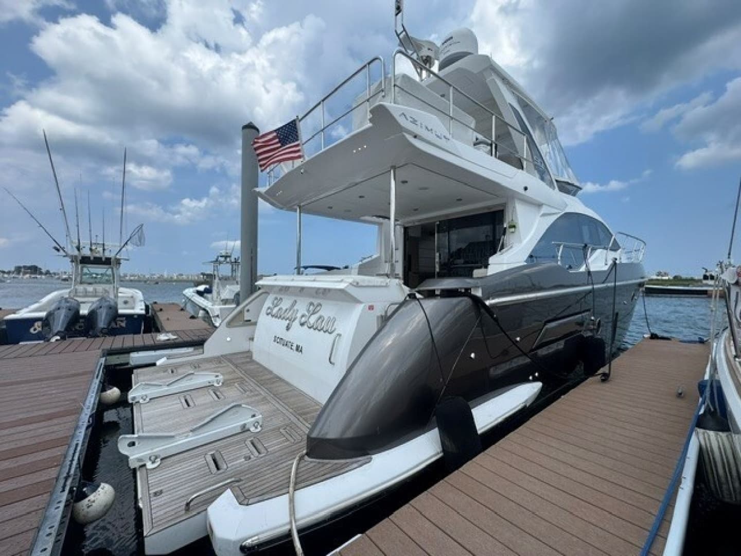 2023 Azimut 50FLY