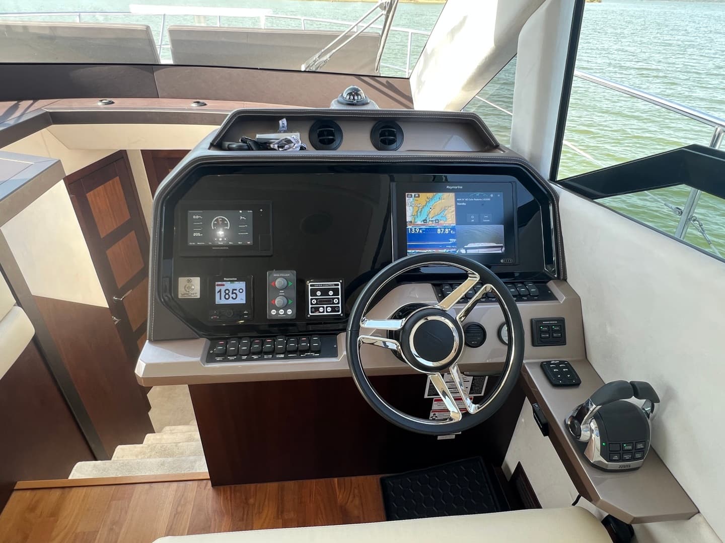 2019 Galeon 500 FLY