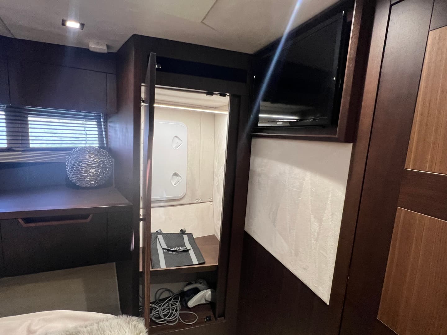 2019 Galeon 500 FLY