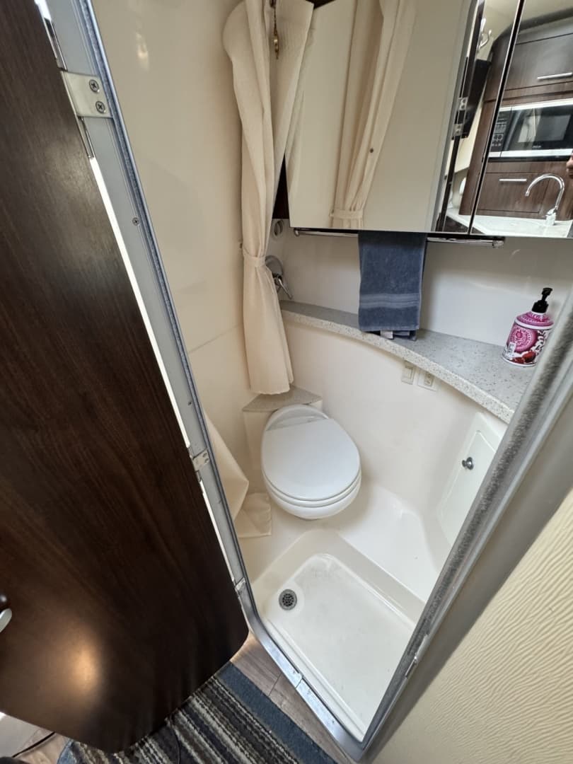 2018 Regal 28 Express