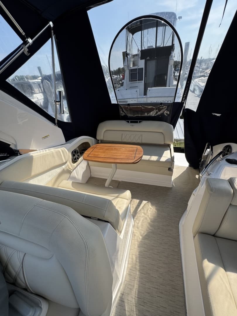2018 Regal 28 Express