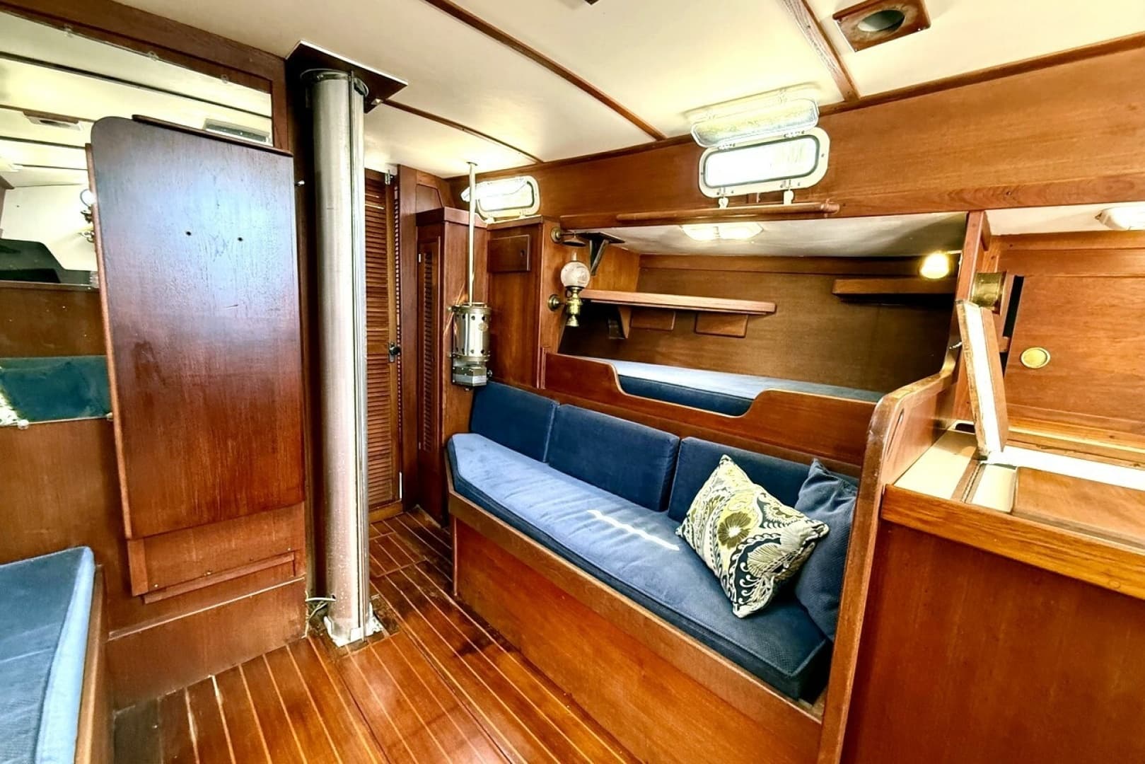 1980 Tartan 37