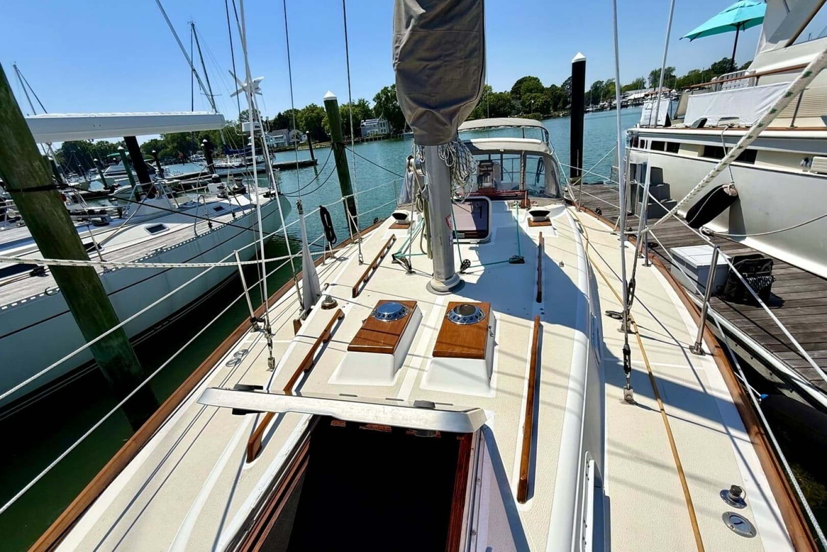 1980 Tartan 37