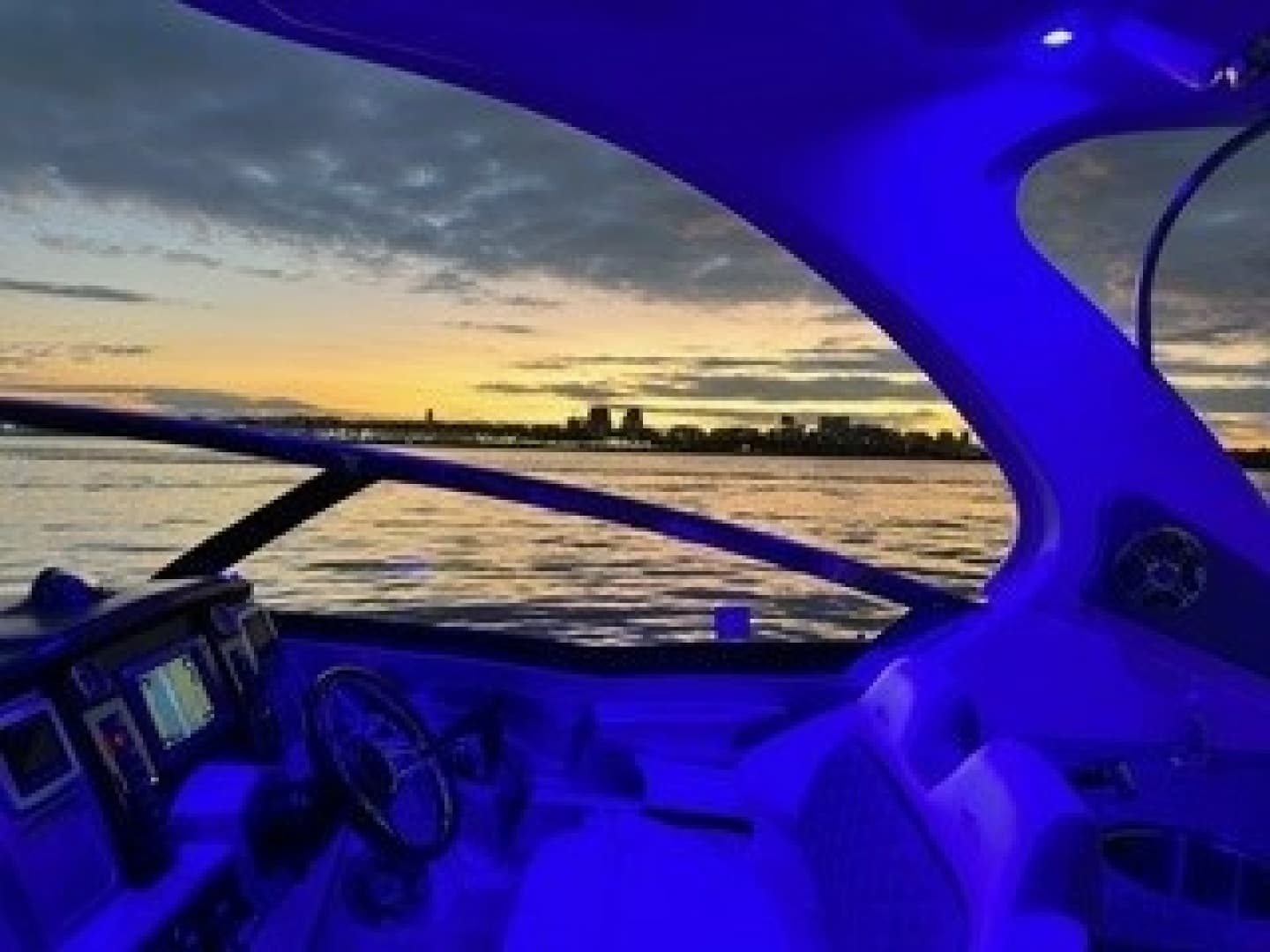 2013 Chaparral 327SSX