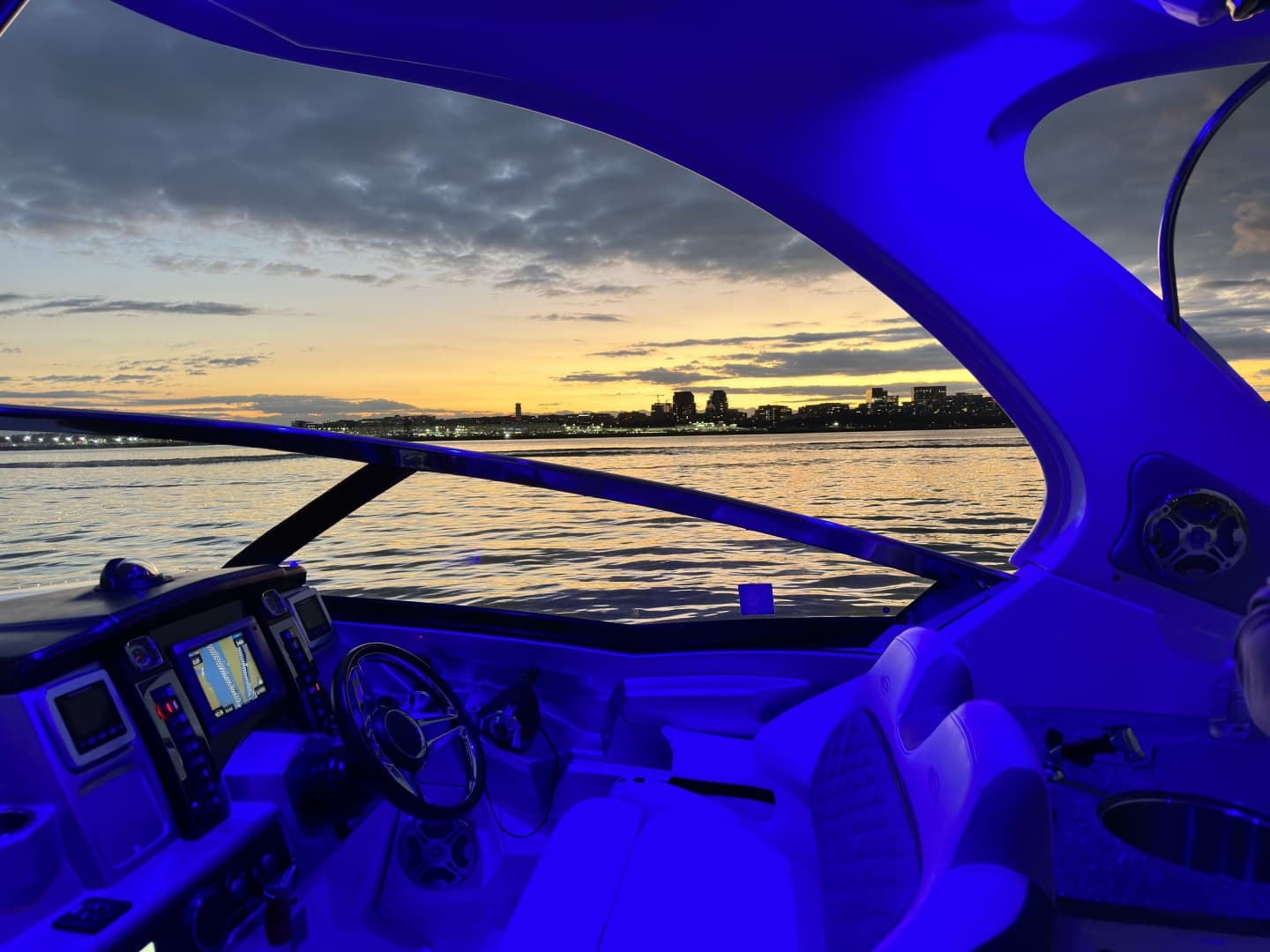 2013 Chaparral 327SSX