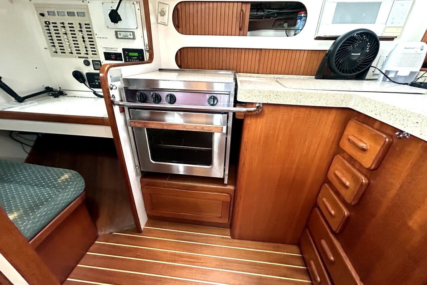 2002 Caliber 40 LRC