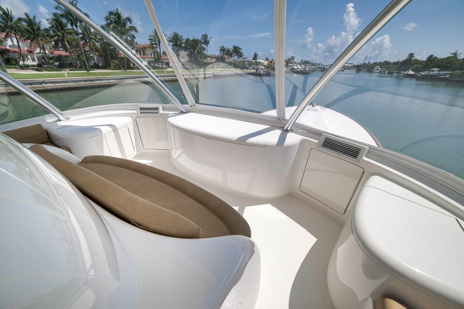 2017 Viking 62 Convertible
