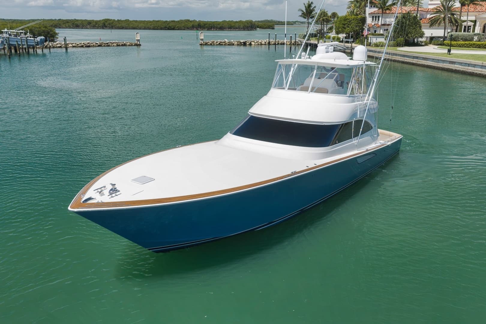 2017 Viking 62 Convertible