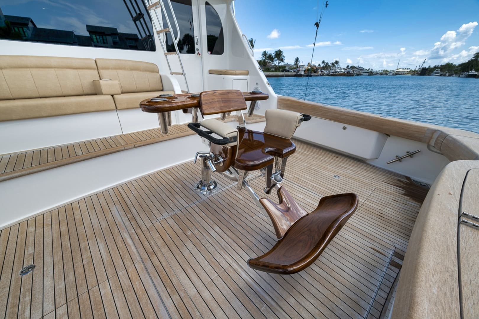 2017 Viking 62 Convertible