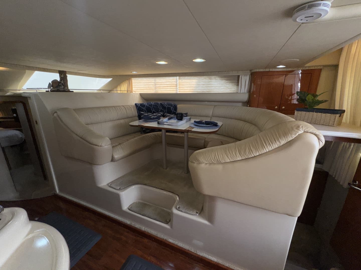 2001 Sea Ray 450 Express Bridge