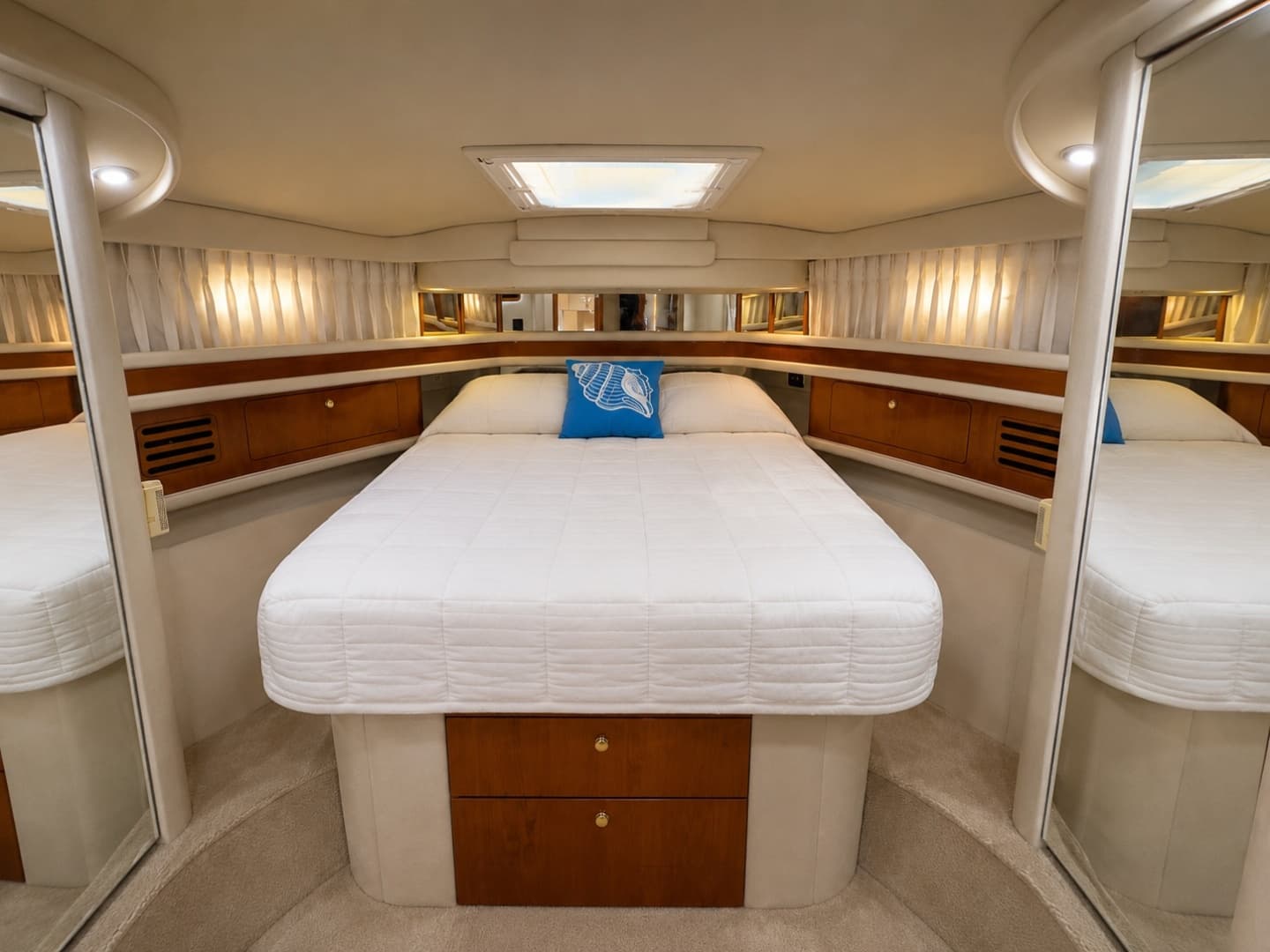2001 Sea Ray 450 Express Bridge