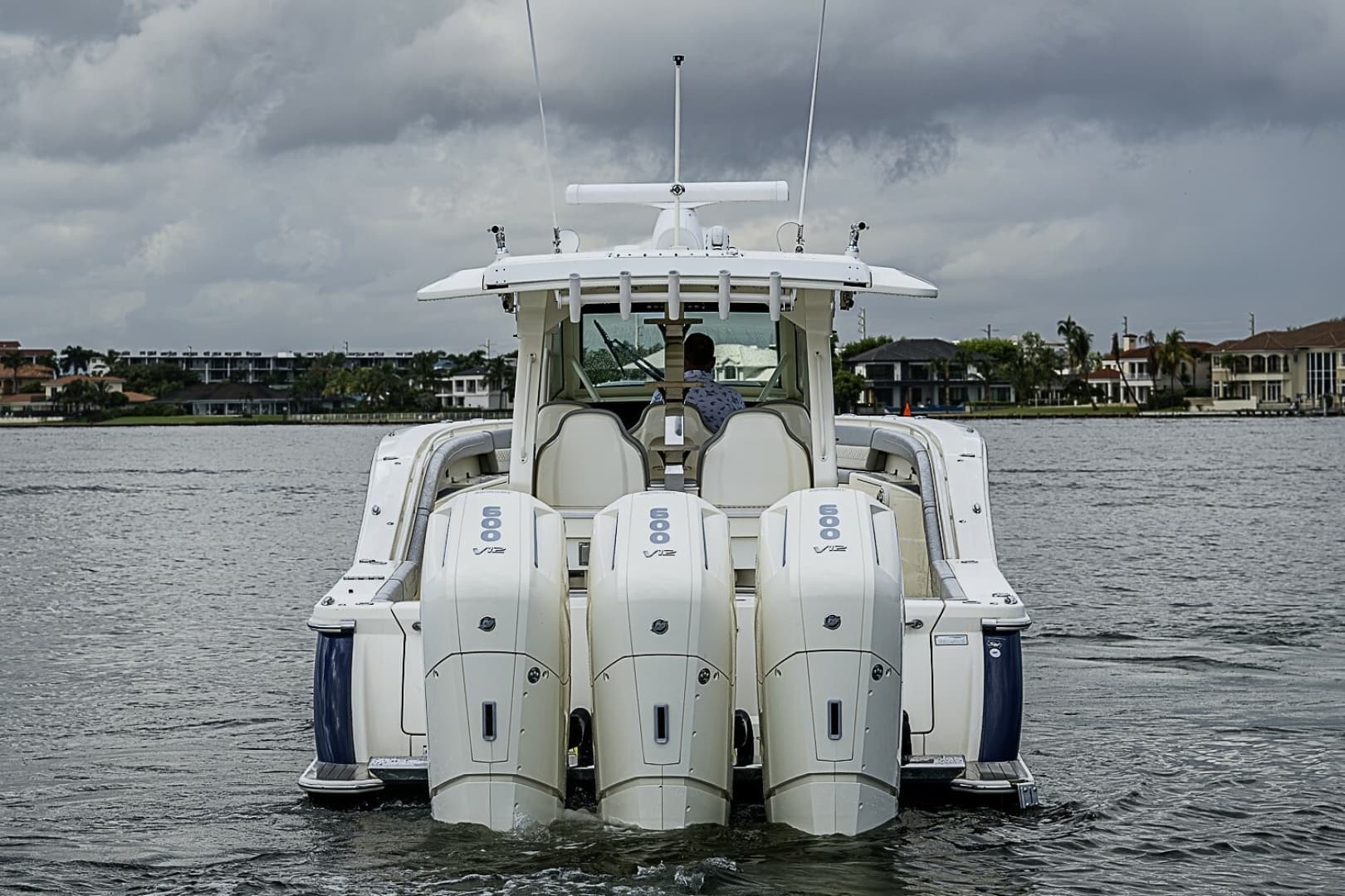 Scout 42 Maizey Blue - Exterior Profile