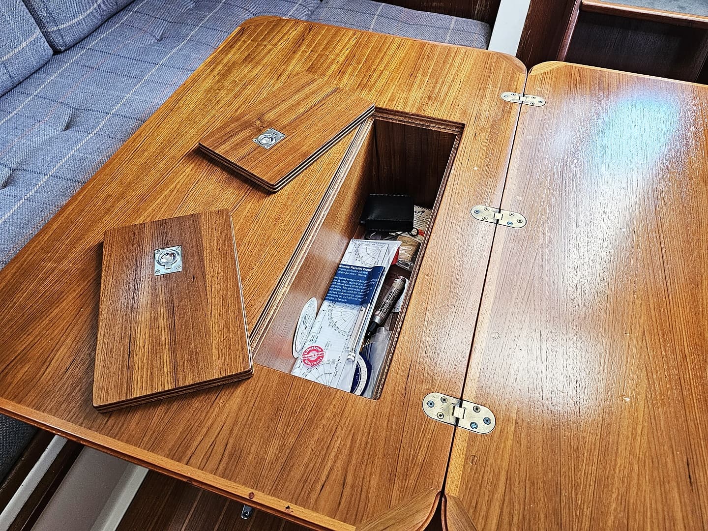 1990 Nonsuch 30 Ultra