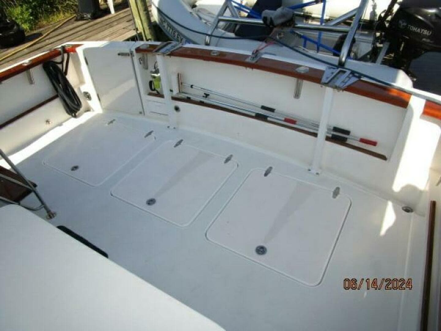 42' Sabre cockpit1
