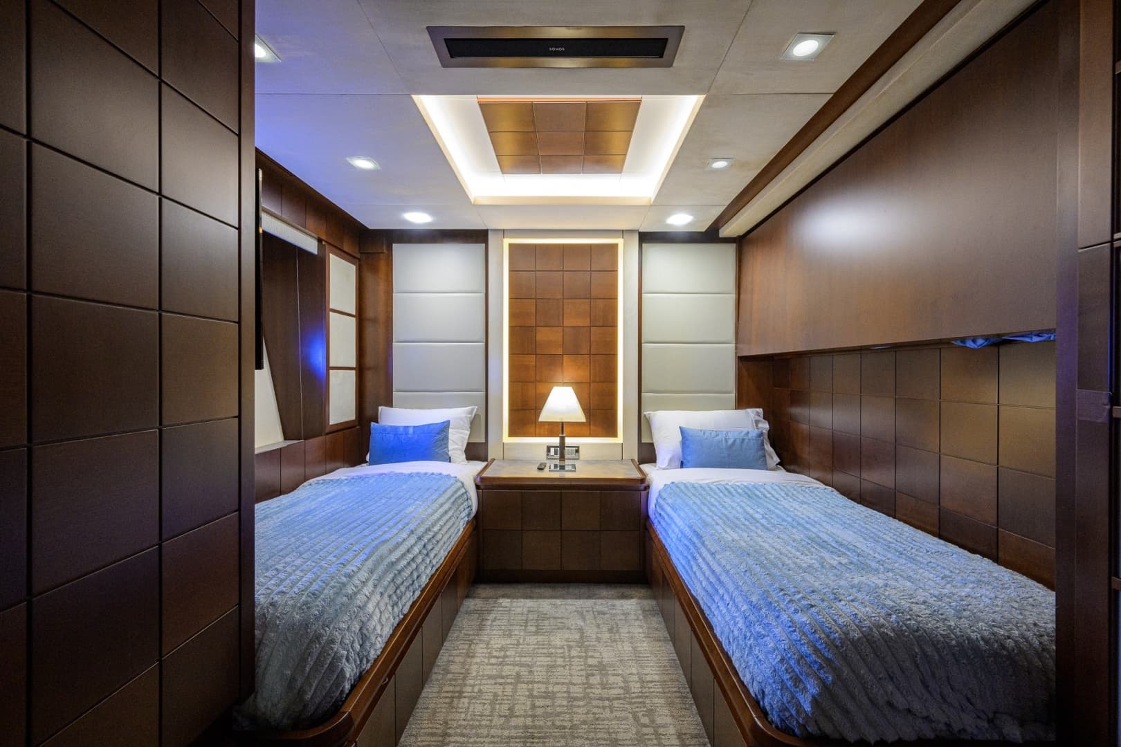 2008 Azimut Flybridge