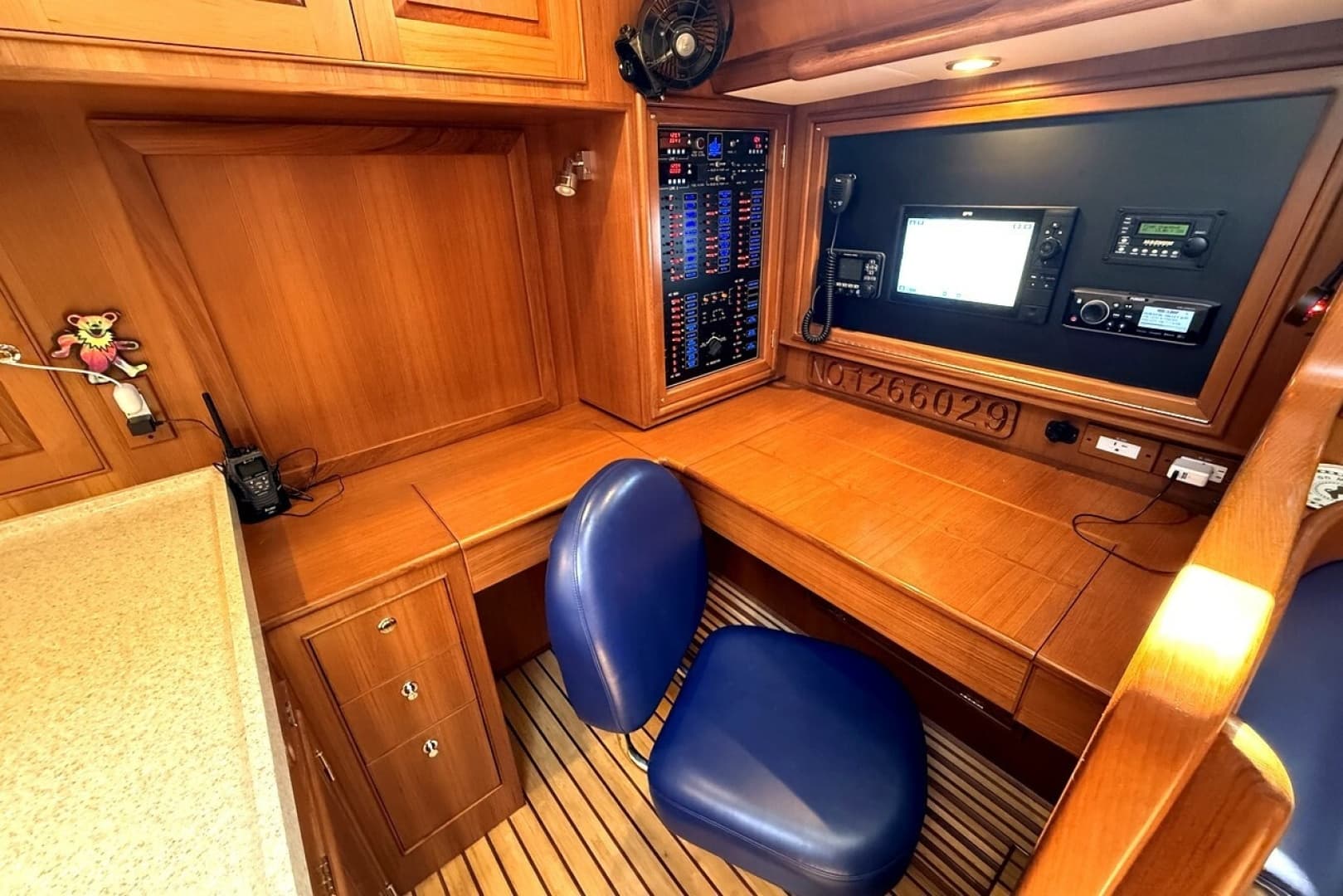 2016 Hylas 56