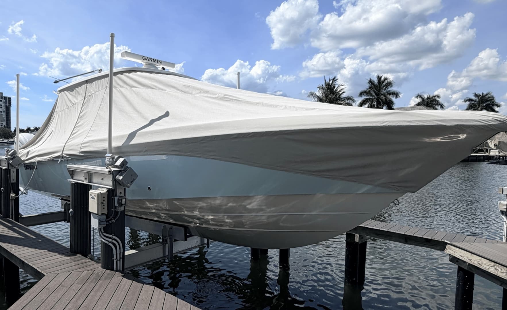 2024 Everglades 365CC