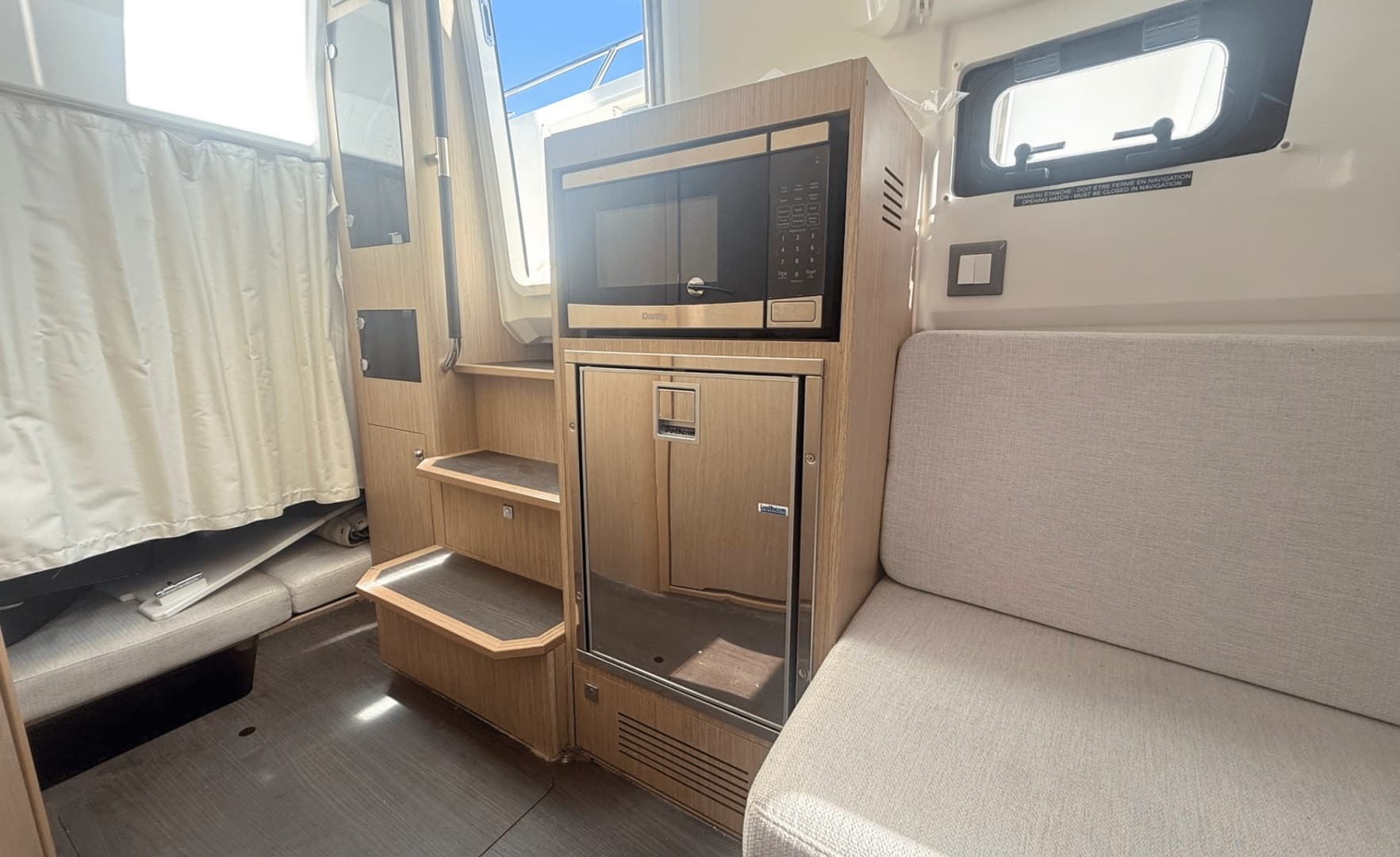 2024 Jeanneau Leader 10.5CC
