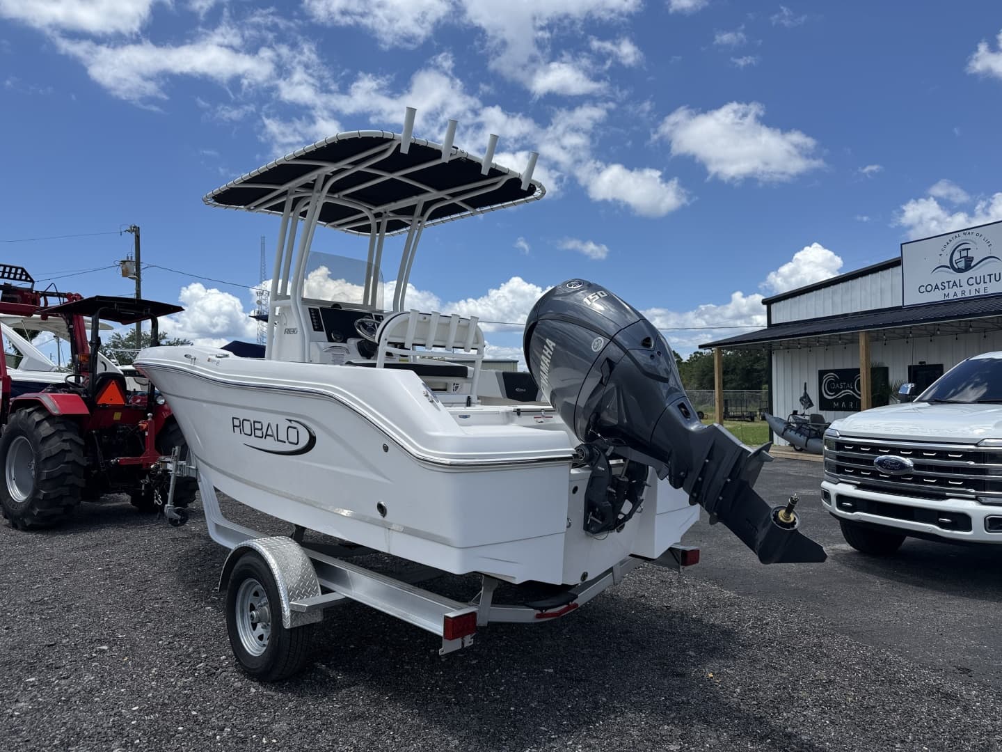 2024 Robalo R180