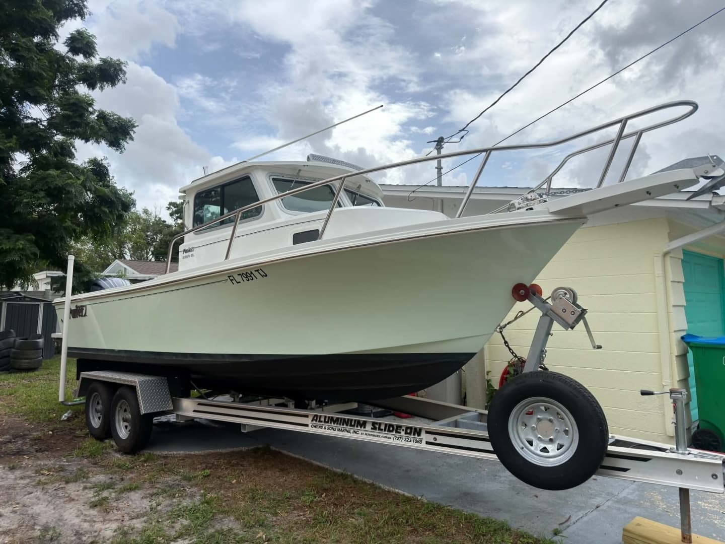 2022 Parker 2320 SC (Sport Cabin)