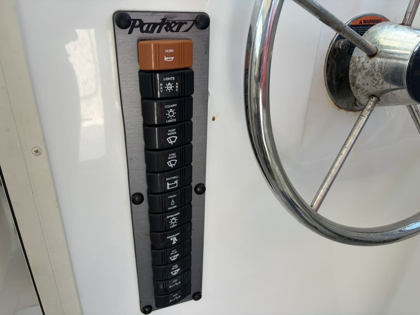 2018 Parker 2520 XL Sports Cabin