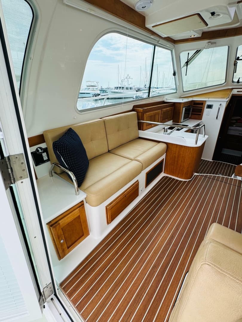 2018 Back Cove 37
