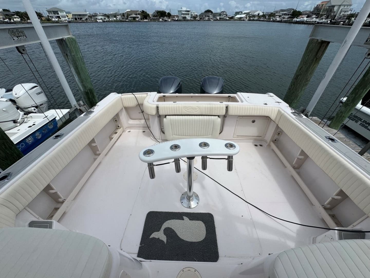 2003 Grady-White 330 Express