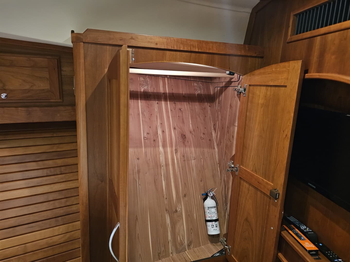 2013 Sabre Salon Express