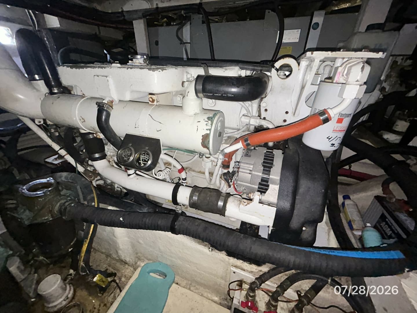 40' Sea Ray port main engine